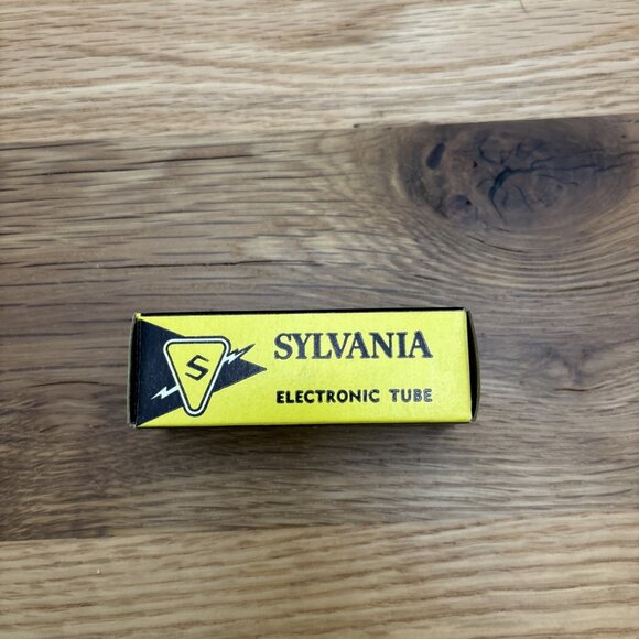 NOS Sylvania 6EU8 Vacuum tube - Picture 1 of 3
